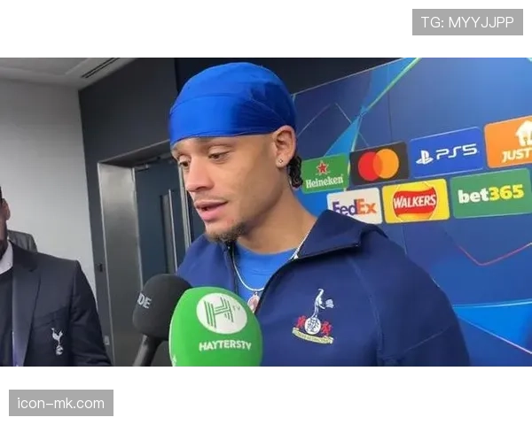 哈维·西蒙斯展现卓越视野，率队状态回升剑指更高目标